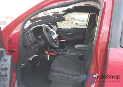 2023 Nissan Frontier Pro-4X 4X4 z USA, uszkodzony, nr VIN 1N6ED1EK3PN663941